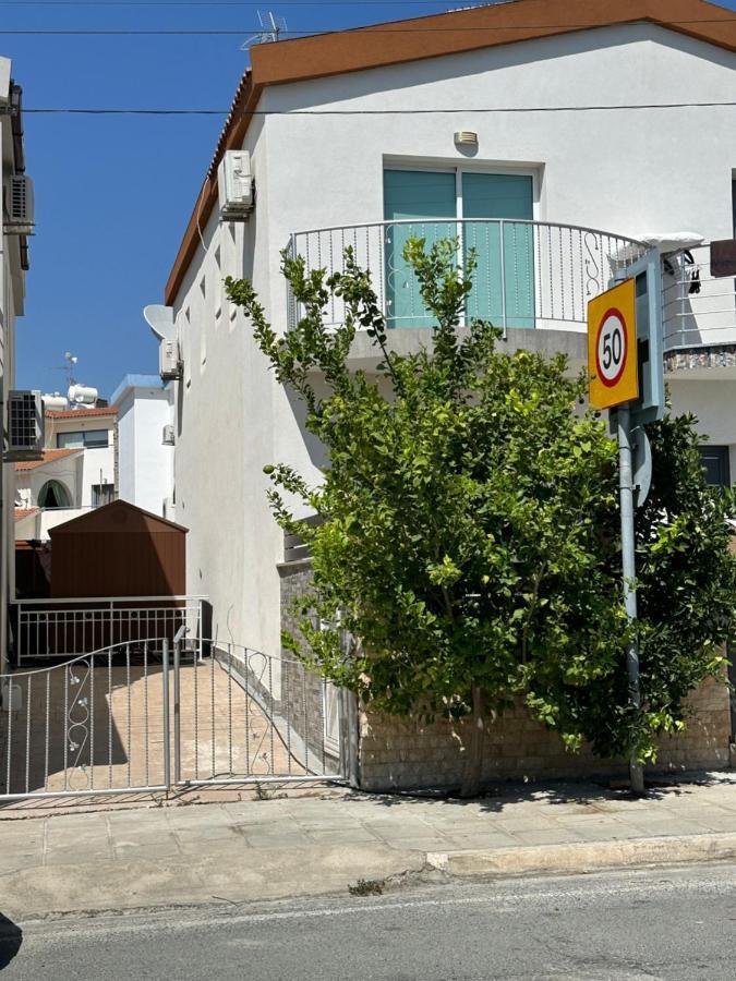 Nanas Vacation House Paphos Extérieur photo